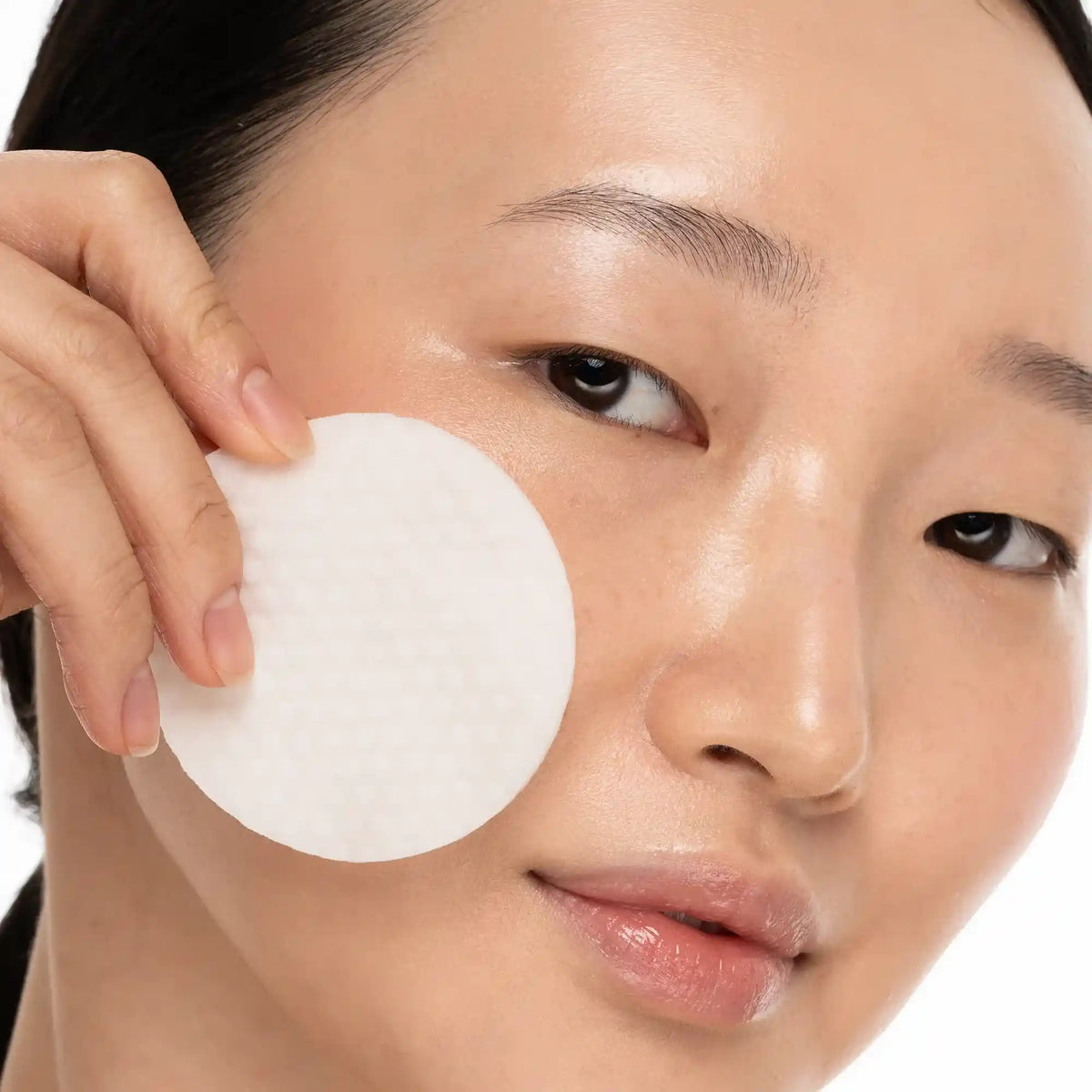 Maree Collagen & Retinol Toner Pads with textured surface, designed for gentle exfoliation and skin renewal.